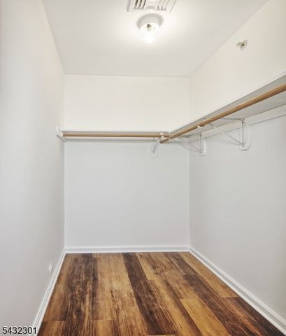 9 Madison Ave 18, Paterson City, NJ 07524