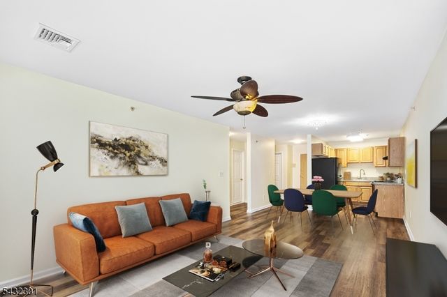 9 Madison Ave 18, Paterson City, NJ 07524