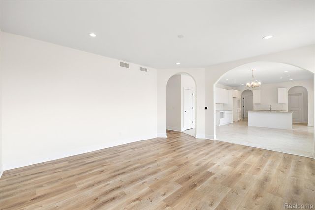 29700 Red Fox Lane, Chesterfield Township, MI 48047