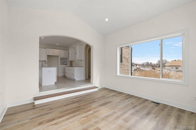 29700 Red Fox Lane, Chesterfield Township, MI 48047