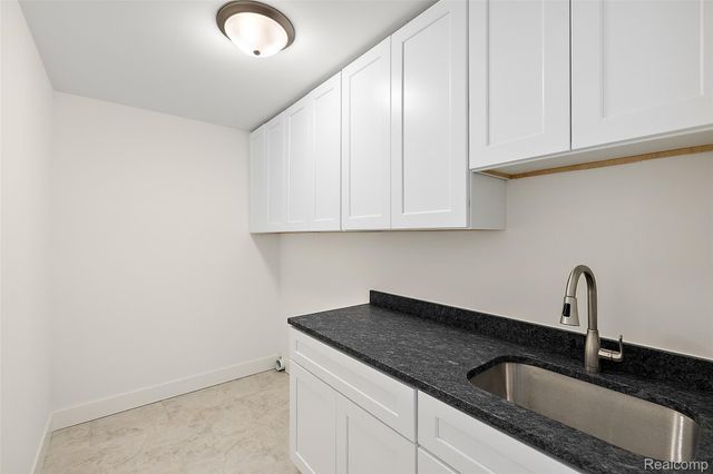 29700 Red Fox Lane, Chesterfield Township, MI 48047