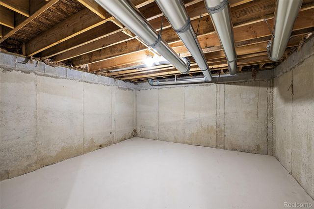 29700 Red Fox Lane, Chesterfield Township, MI 48047