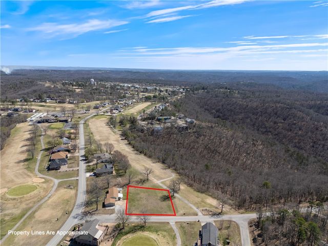 S Hills Loop, Holiday Island, AR 72631