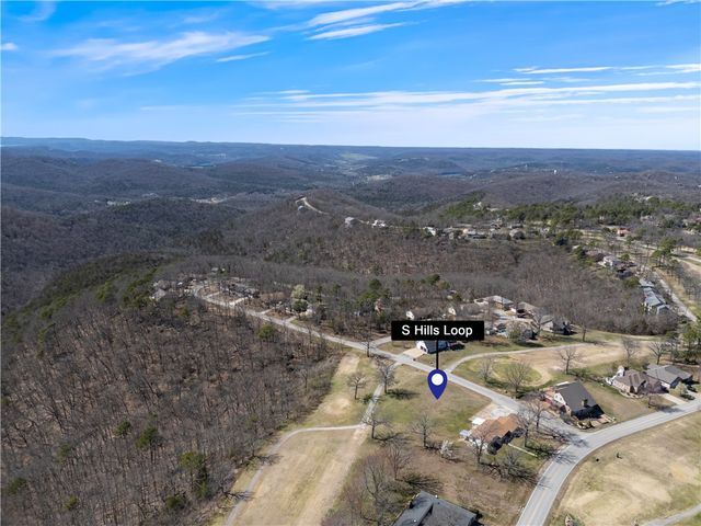 S Hills Loop, Holiday Island, AR 72631