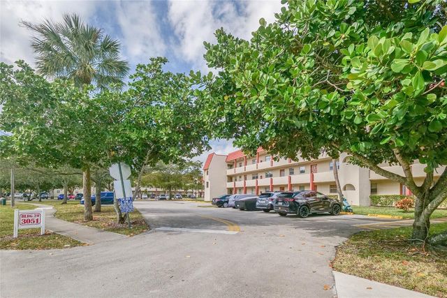 3051 Sunrise Lakes Drive 302, Fort Lauderdale, FL 33322