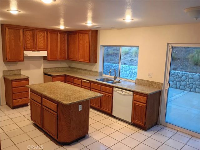 3234 W Shepard Lane, San Bernardino, CA 92407