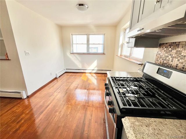 66 Oak Street 2R, Port Chester, NY 10573