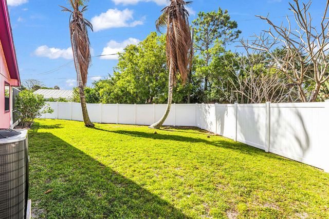 2024 NE 24th Street, Jensen Beach, FL 34957