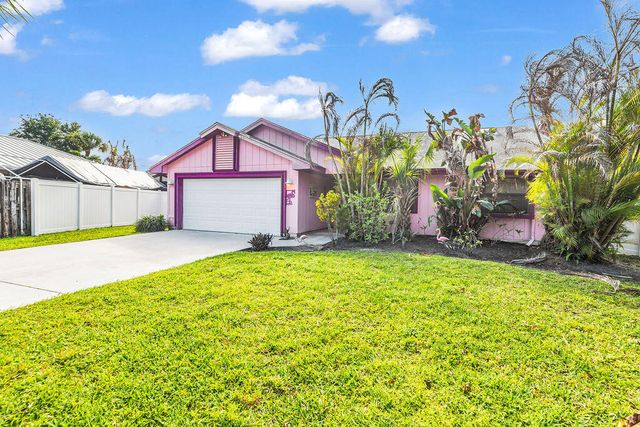 2024 NE 24th Street, Jensen Beach, FL 34957