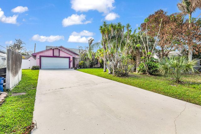 2024 NE 24th Street, Jensen Beach, FL 34957