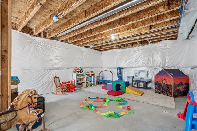 6903 Underwood Ave SW, Cedar Rapids, IA 52404