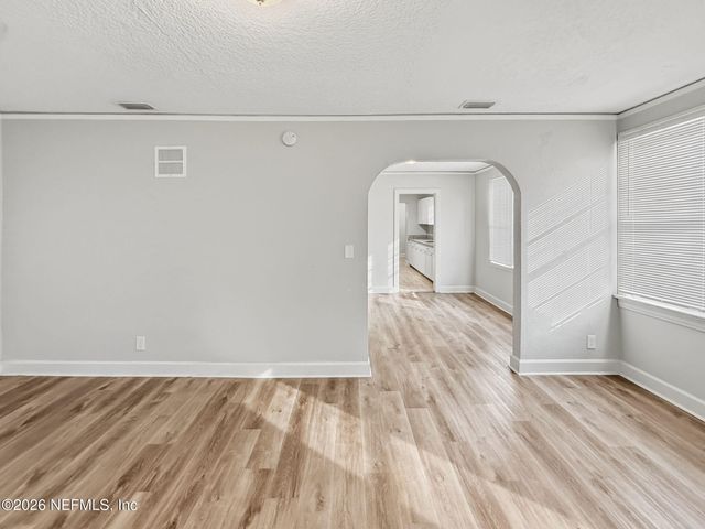 8030 HAWTHORNE Street, Jacksonville, FL 32208