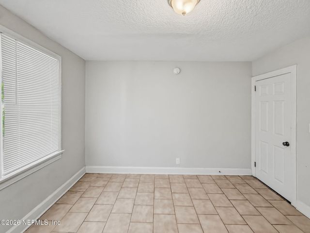 8030 HAWTHORNE Street, Jacksonville, FL 32208