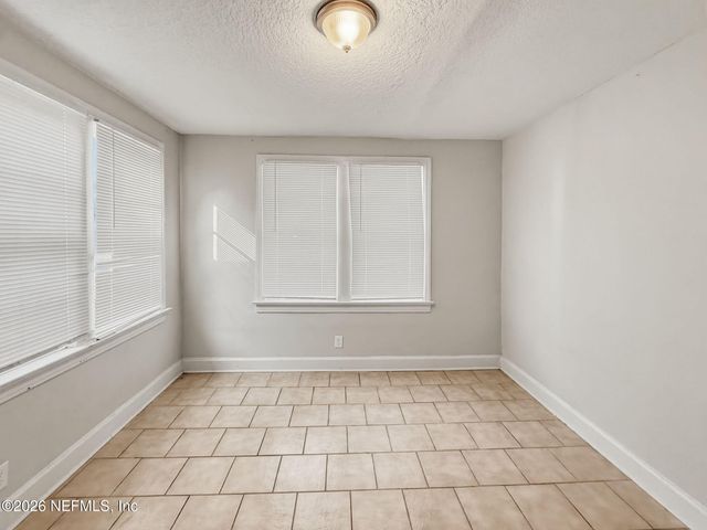 8030 HAWTHORNE Street, Jacksonville, FL 32208