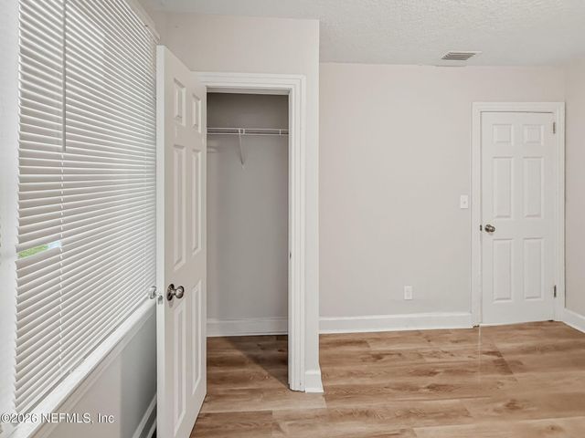 8030 HAWTHORNE Street, Jacksonville, FL 32208