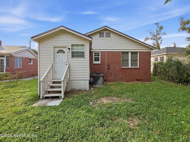 8030 HAWTHORNE Street, Jacksonville, FL 32208