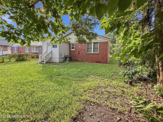 8030 HAWTHORNE Street, Jacksonville, FL 32208