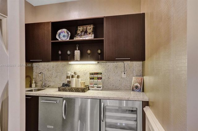3201 NE 183rd Street 704, Aventura, FL 33160