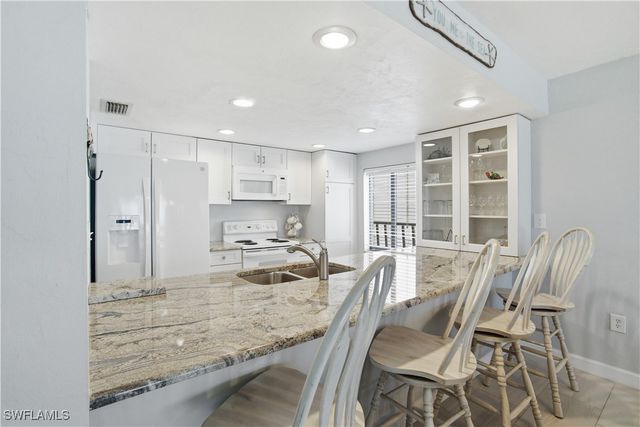 25810 Hickory BLVD 105, Bonita Springs, FL 34134