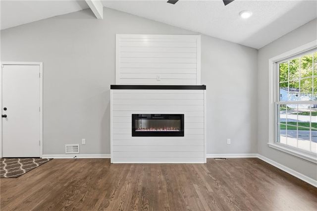 3401 NE 67th Street, Gladstone, MO 64119