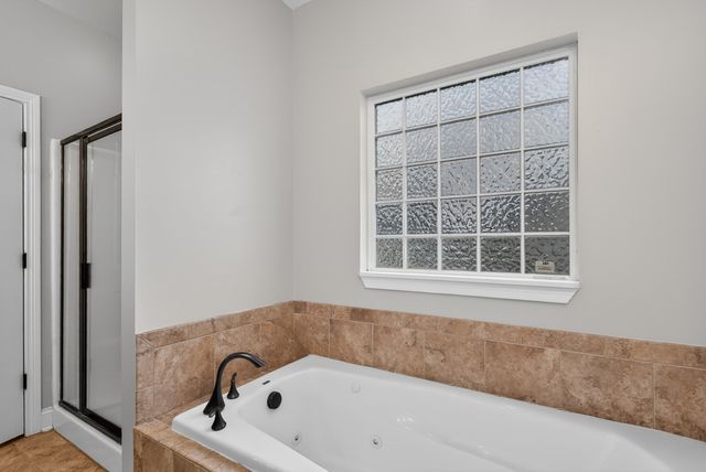 115 Falls Creek Drive, Georgetown, KY 40324