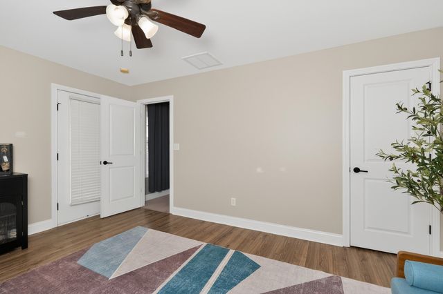 115 Falls Creek Drive, Georgetown, KY 40324