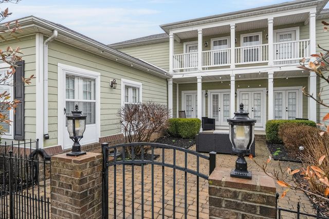 115 Falls Creek Drive, Georgetown, KY 40324