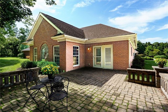 106 Rebecca Circle, Englewood, OH 45322