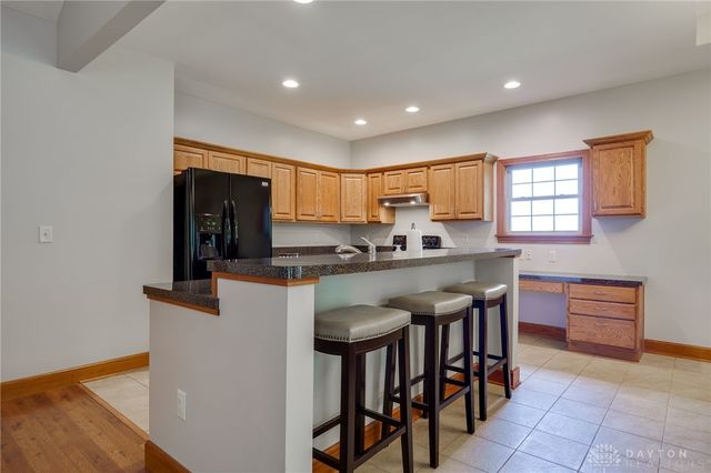 106 Rebecca Circle, Englewood, OH 45322