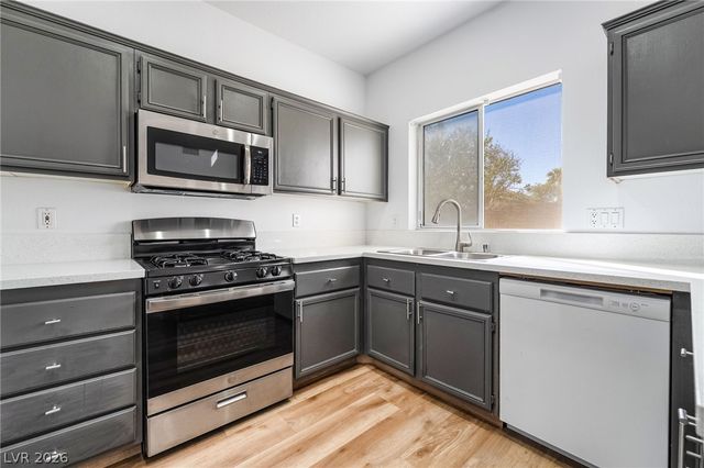 1011 Park Bridge Avenue, Las Vegas, NV 89123