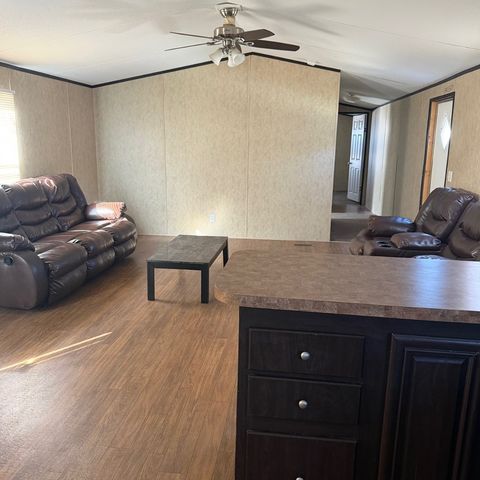 815 W 40th St, Odessa, TX 79764