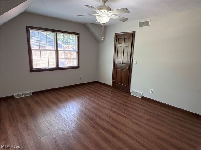 133 Southdale Boulevard, Cortland, OH 44410