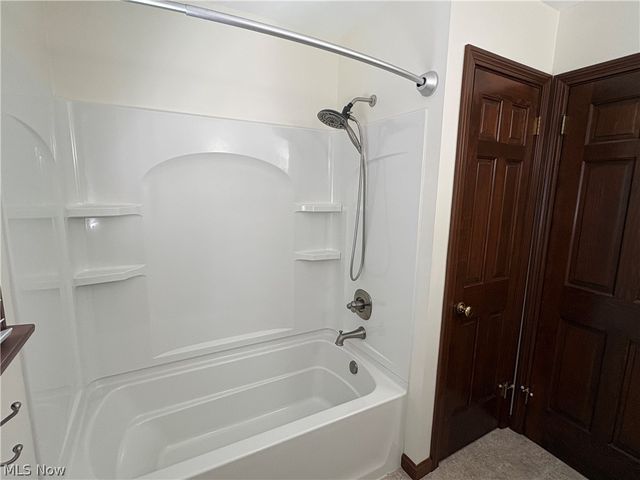 133 Southdale Boulevard, Cortland, OH 44410