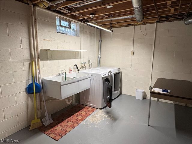 133 Southdale Boulevard, Cortland, OH 44410