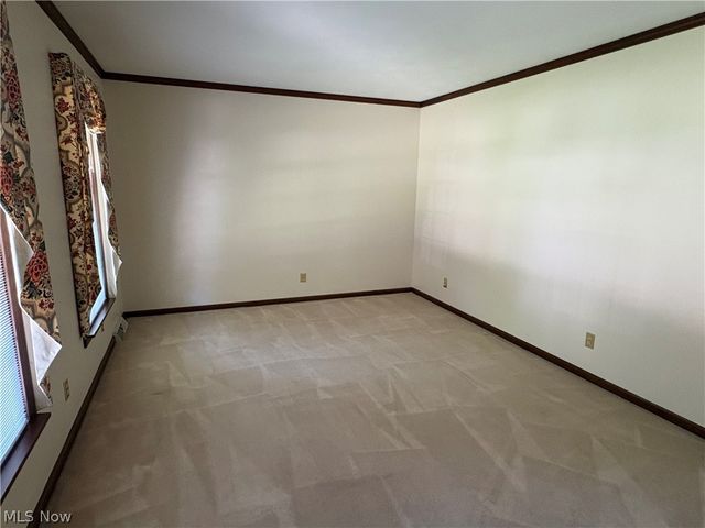 133 Southdale Boulevard, Cortland, OH 44410