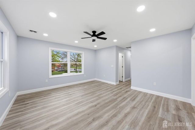 949 Edwin Street, North Brunswick, NJ 08902