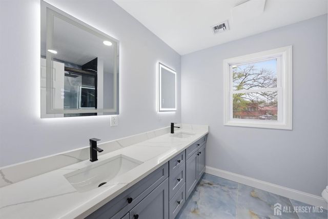 949 Edwin Street, North Brunswick, NJ 08902