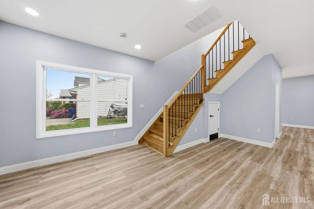 949 Edwin Street, North Brunswick, NJ 08902