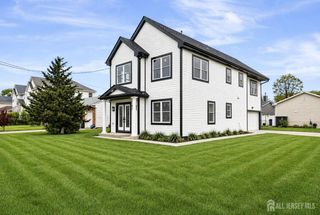 949 Edwin Street, North Brunswick, NJ 08902