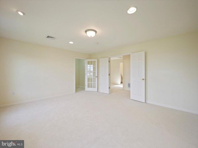 3271 SAINT ANDREWS DR, Chambersburg, PA 17202