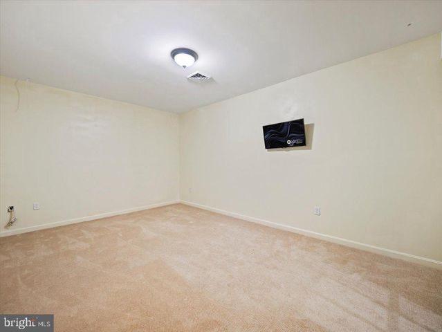 3271 SAINT ANDREWS DR, Chambersburg, PA 17202