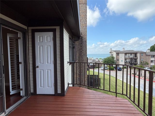 230 Henry M Chandler Drive, Rockwall, TX 75032