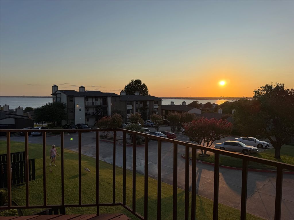 230 Henry M Chandler Drive, Rockwall, TX 75032