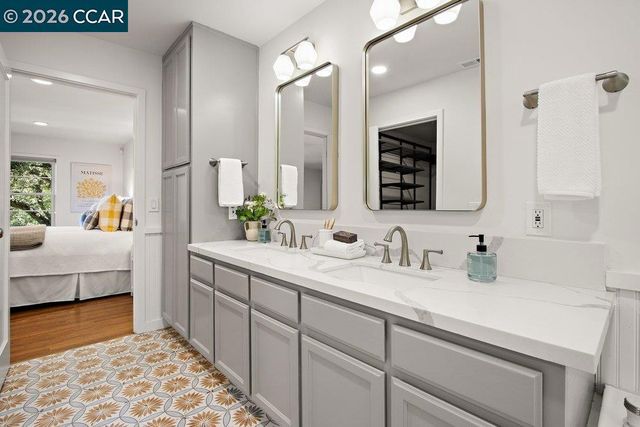 59 El Toyonal, Orinda, CA 94563