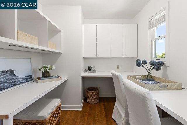 59 El Toyonal, Orinda, CA 94563