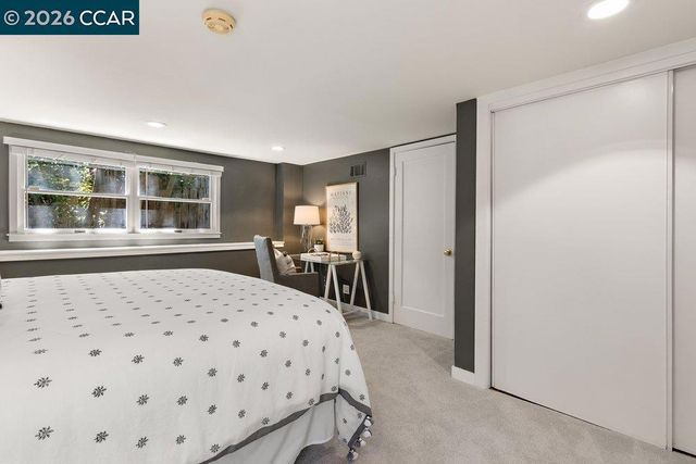 59 El Toyonal, Orinda, CA 94563