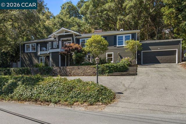 59 El Toyonal, Orinda, CA 94563