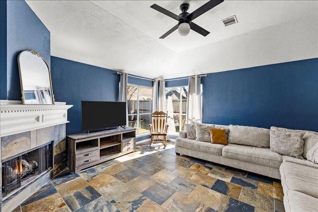 14003 Ivy Bluff Court, Houston, TX 77062