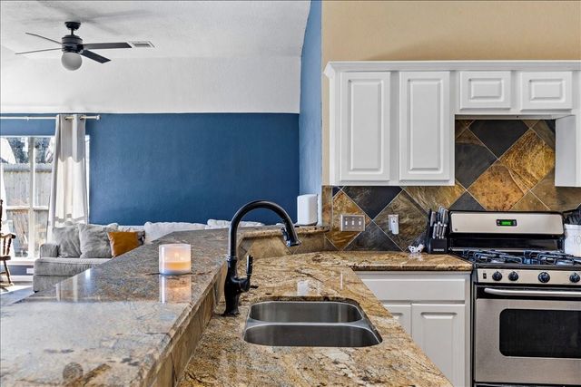 14003 Ivy Bluff Court, Houston, TX 77062