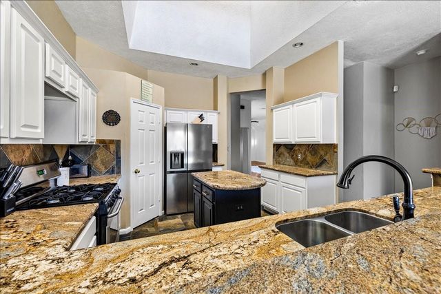 14003 Ivy Bluff Court, Houston, TX 77062